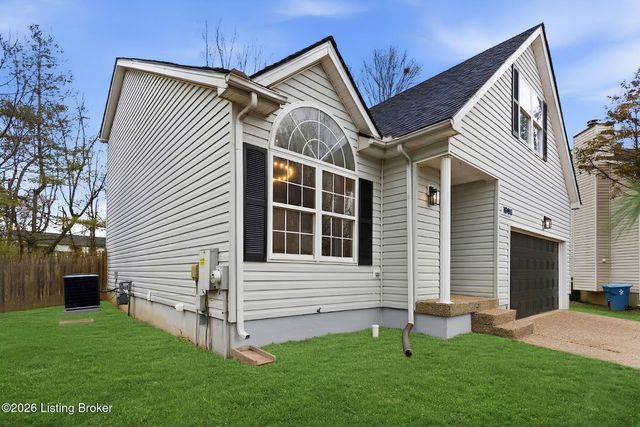 10401 Mimosa View Ct, Jeffersontown, KY 40299