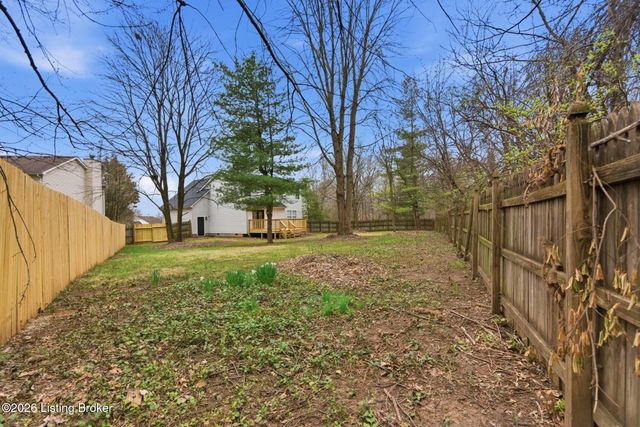 10401 Mimosa View Ct, Jeffersontown, KY 40299