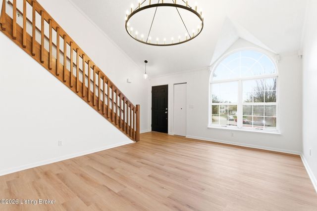 10401 Mimosa View Ct, Jeffersontown, KY 40299