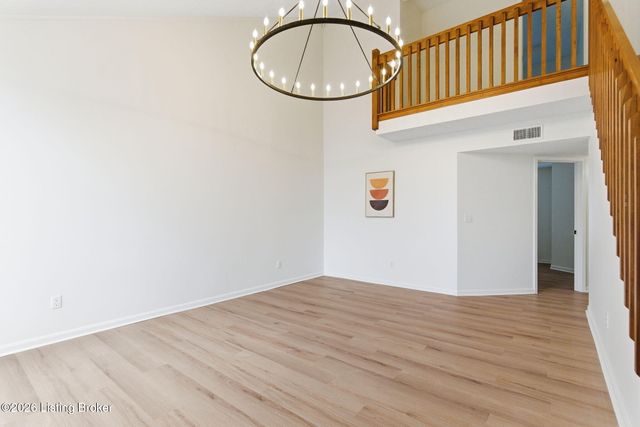 10401 Mimosa View Ct, Jeffersontown, KY 40299