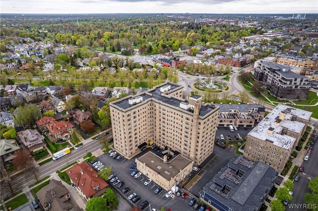 33 Gates Circle 6B, Buffalo, NY 14209