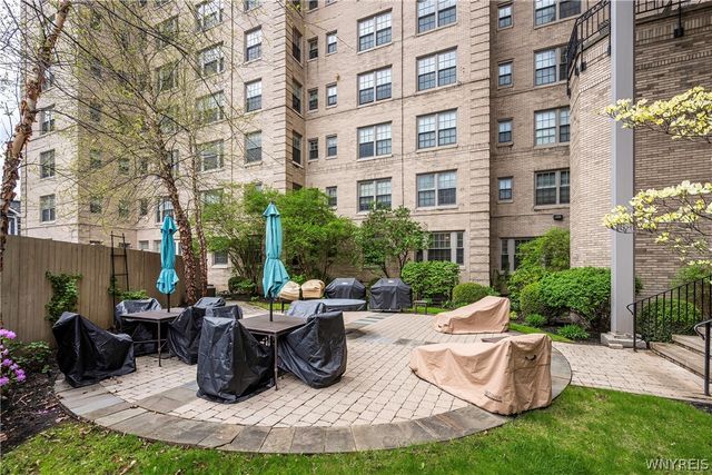 33 Gates Circle 6B, Buffalo, NY 14209