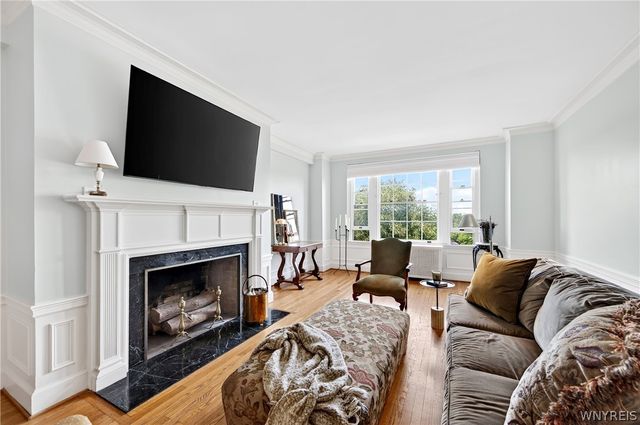 33 Gates Circle 6B, Buffalo, NY 14209