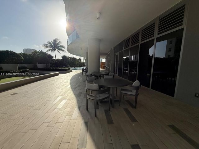 488 NE 18th St 3300, Miami, FL 33132