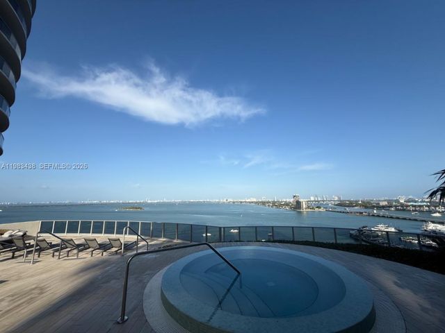 488 NE 18th St 3300, Miami, FL 33132