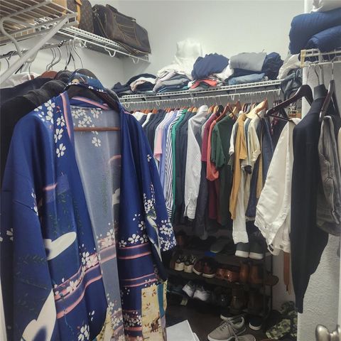 9415 Silver Ridge Drive, Rosharon, TX 77583