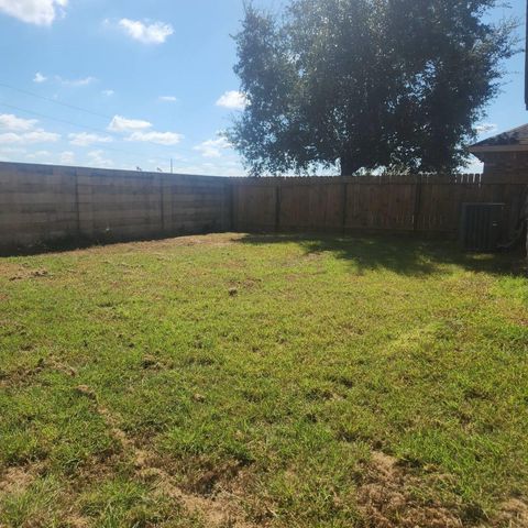 9415 Silver Ridge Drive, Rosharon, TX 77583