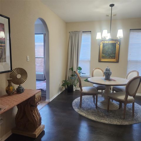 9415 Silver Ridge Drive, Rosharon, TX 77583