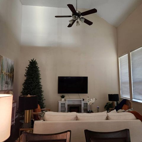 9415 Silver Ridge Drive, Rosharon, TX 77583