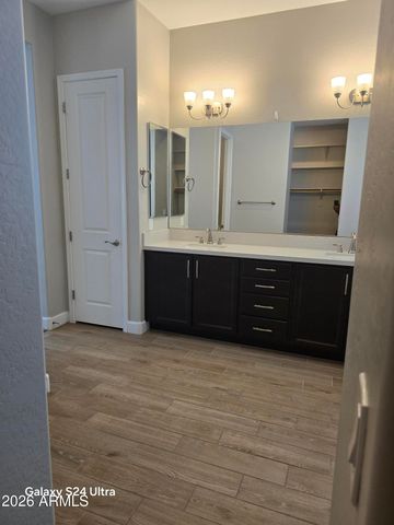 5605 N 189TH Drive, Litchfield Park, AZ 85340
