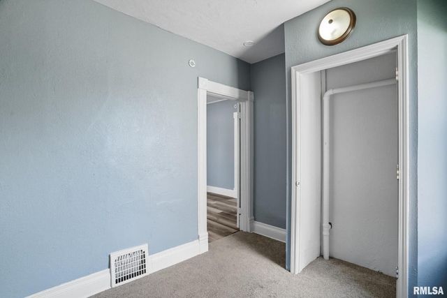 1416 17TH Avenue, Moline, IL 61265