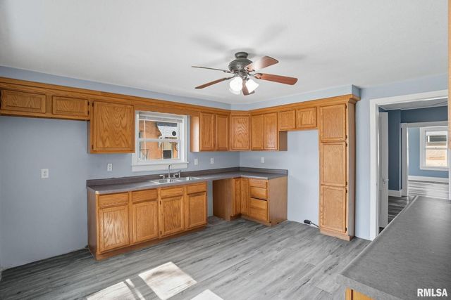 1416 17TH Avenue, Moline, IL 61265