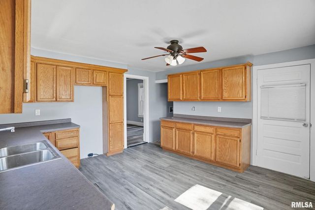 1416 17TH Avenue, Moline, IL 61265