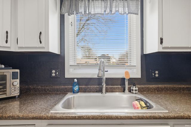 6808 Windham Court, Fort Wayne, IN 46835