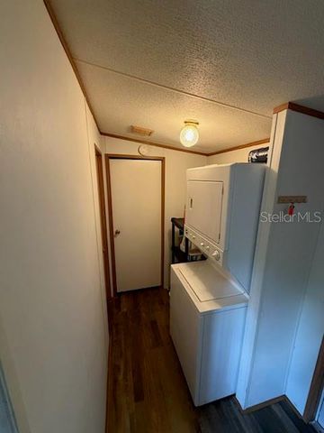 9050 SE 196TH TERRACE, Ocklawaha, FL 32179
