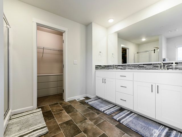 9110 Carlos Way NE, Lacey, WA 98516