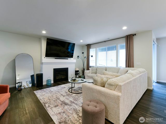 9110 Carlos Way NE, Lacey, WA 98516