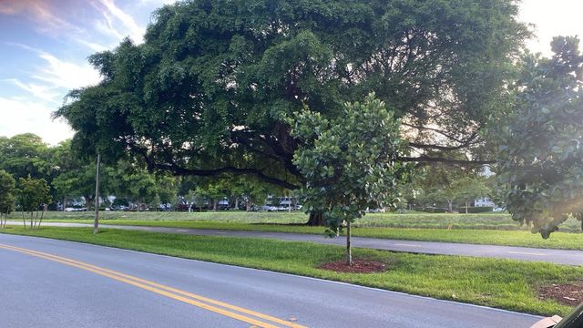 2601 S Course Dr 107, Pompano Beach, FL 33069