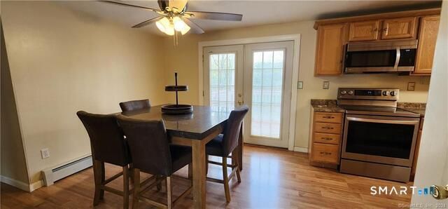 7 Sunnieside Court, Waterford, CT 06385