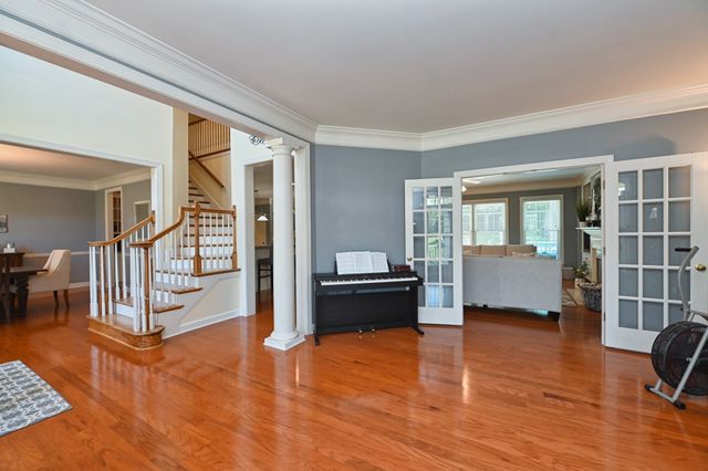 106 Shorecrest Cir, Hendersonville, TN 37075