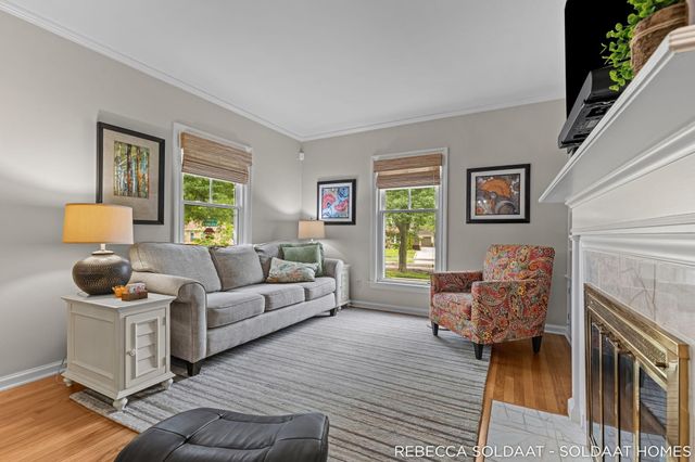 409 Marywood Drive NE, Grand Rapids, MI 49505