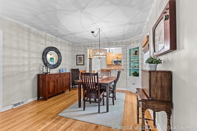 409 Marywood Drive NE, Grand Rapids, MI 49505