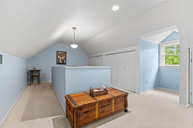 409 Marywood Drive NE, Grand Rapids, MI 49505