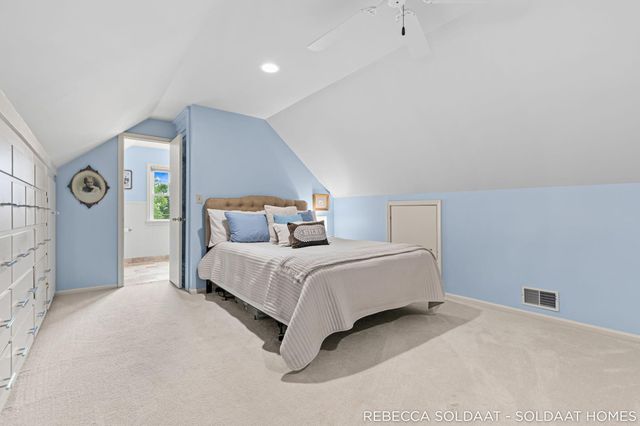409 Marywood Drive NE, Grand Rapids, MI 49505