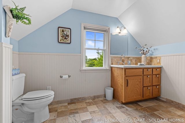 409 Marywood Drive NE, Grand Rapids, MI 49505