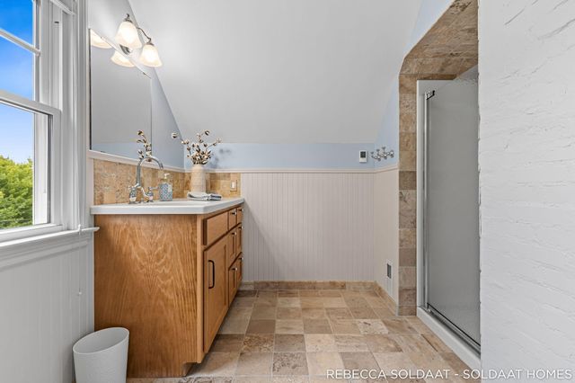 409 Marywood Drive NE, Grand Rapids, MI 49505