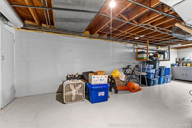 409 Marywood Drive NE, Grand Rapids, MI 49505