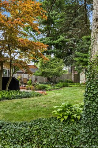 409 Marywood Drive NE, Grand Rapids, MI 49505
