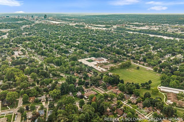409 Marywood Drive NE, Grand Rapids, MI 49505