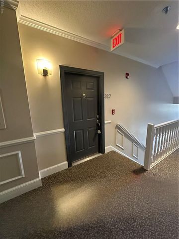 300 Yarmouth St Apt 327, Norfolk, VA 23510