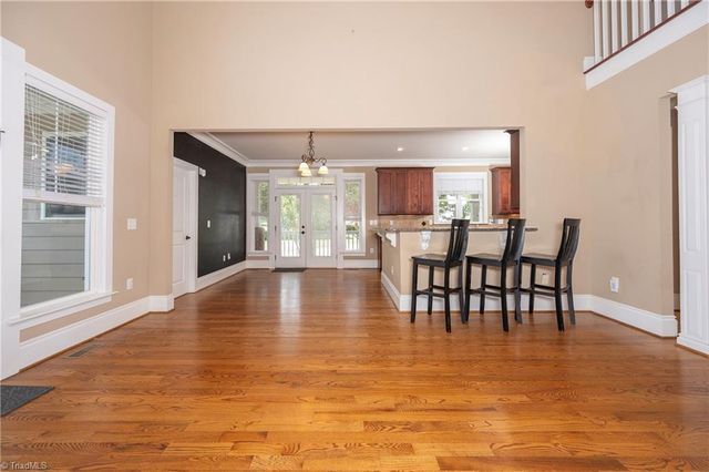 2000 Walnut Crossing Run, Yadkinville, NC 27055