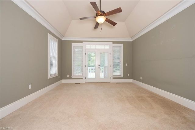 2000 Walnut Crossing Run, Yadkinville, NC 27055