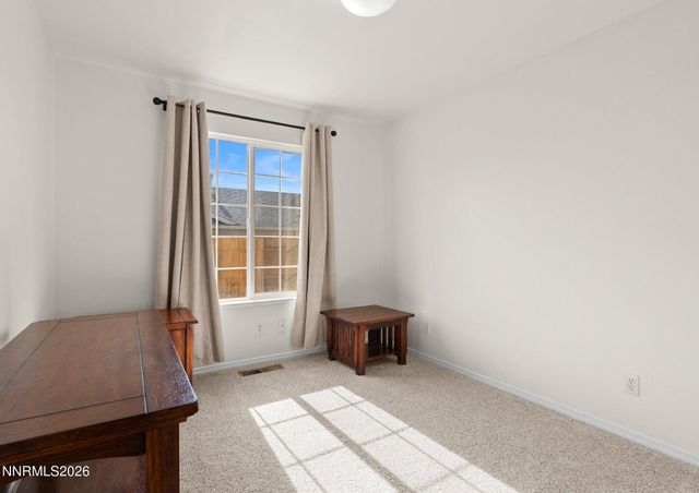 1469 Rosy Finch Drive, Sparks, NV 89441