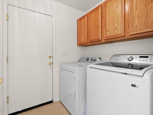 1469 Rosy Finch Drive, Sparks, NV 89441