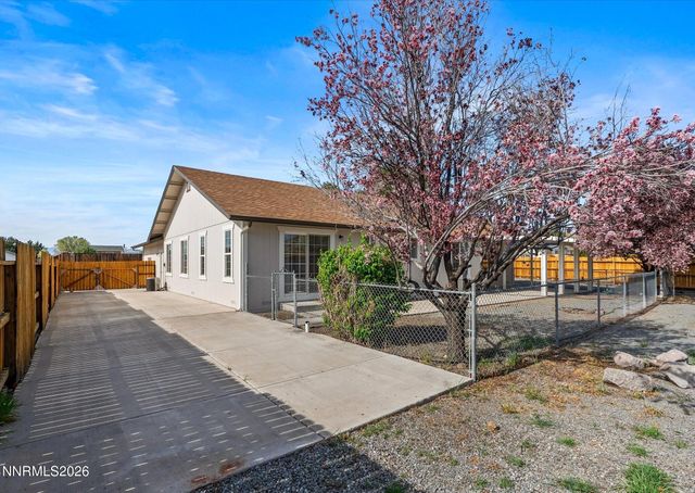 1469 Rosy Finch Drive, Sparks, NV 89441