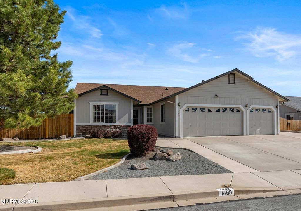 1469 Rosy Finch Drive, Sparks, NV 89441