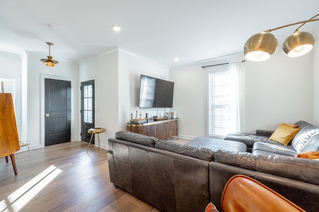 1046 S Seminole Drive, Chattanooga, TN 37412