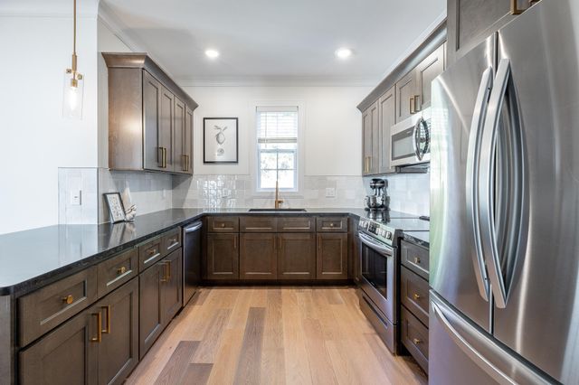 1046 S Seminole Drive, Chattanooga, TN 37412