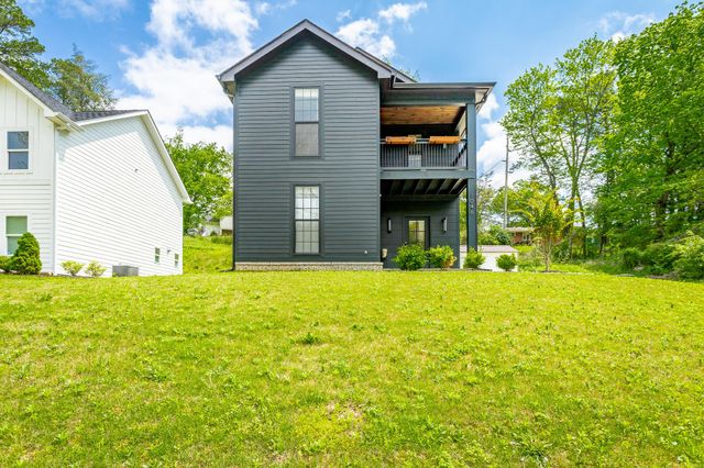 1046 S Seminole Drive, Chattanooga, TN 37412