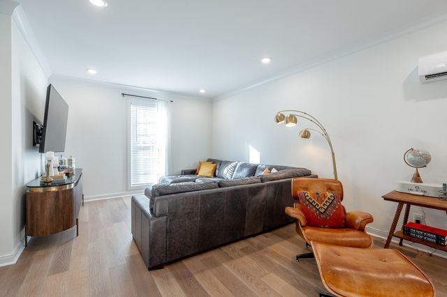 1046 S Seminole Drive, Chattanooga, TN 37412