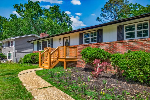 968 W Circle Drive, Rossville, GA 30741
