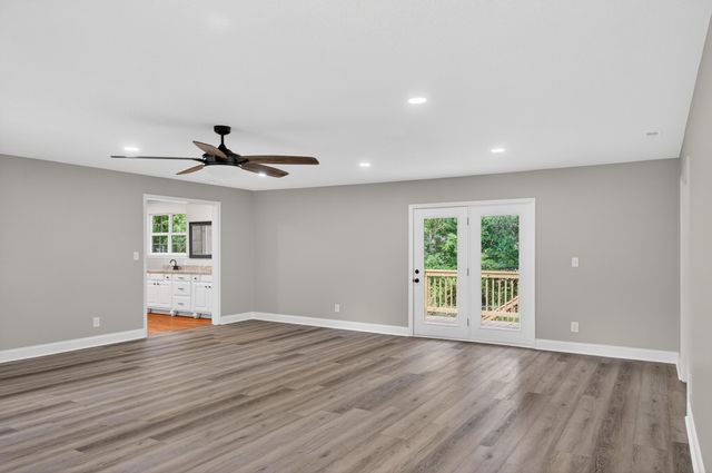 968 W Circle Drive, Rossville, GA 30741