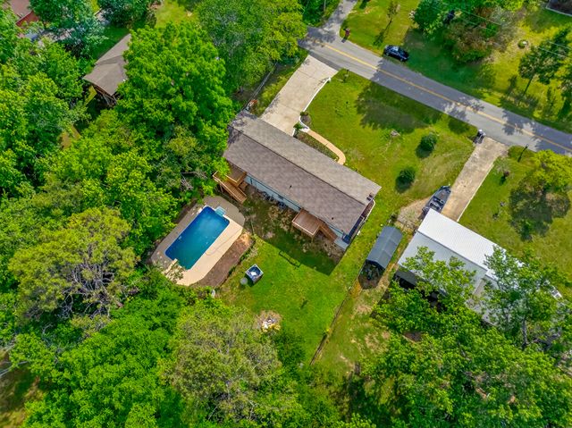 968 W Circle Drive, Rossville, GA 30741