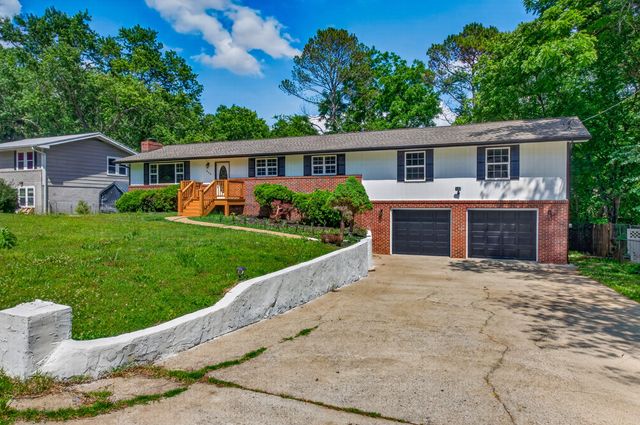968 W Circle Drive, Rossville, GA 30741
