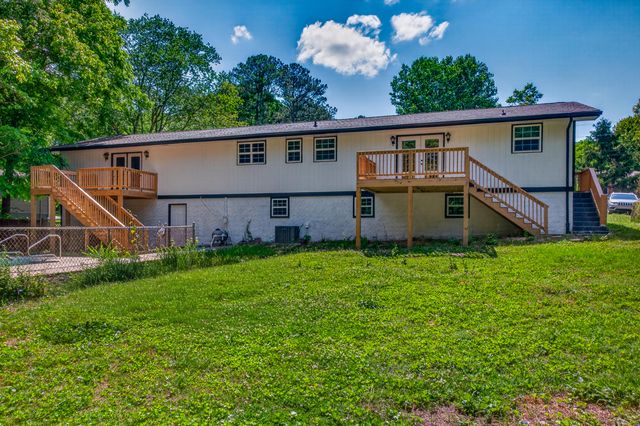 968 W Circle Drive, Rossville, GA 30741