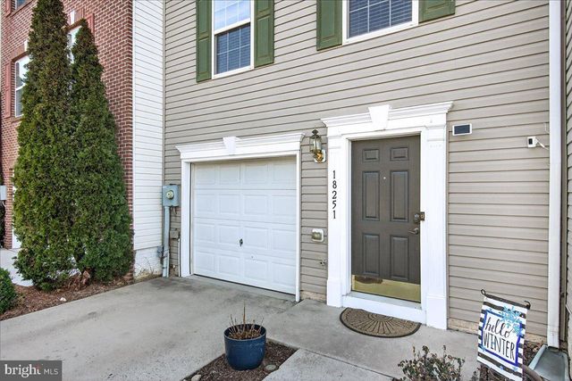 18251 ROY CROFT DR, Hagerstown, MD 21740